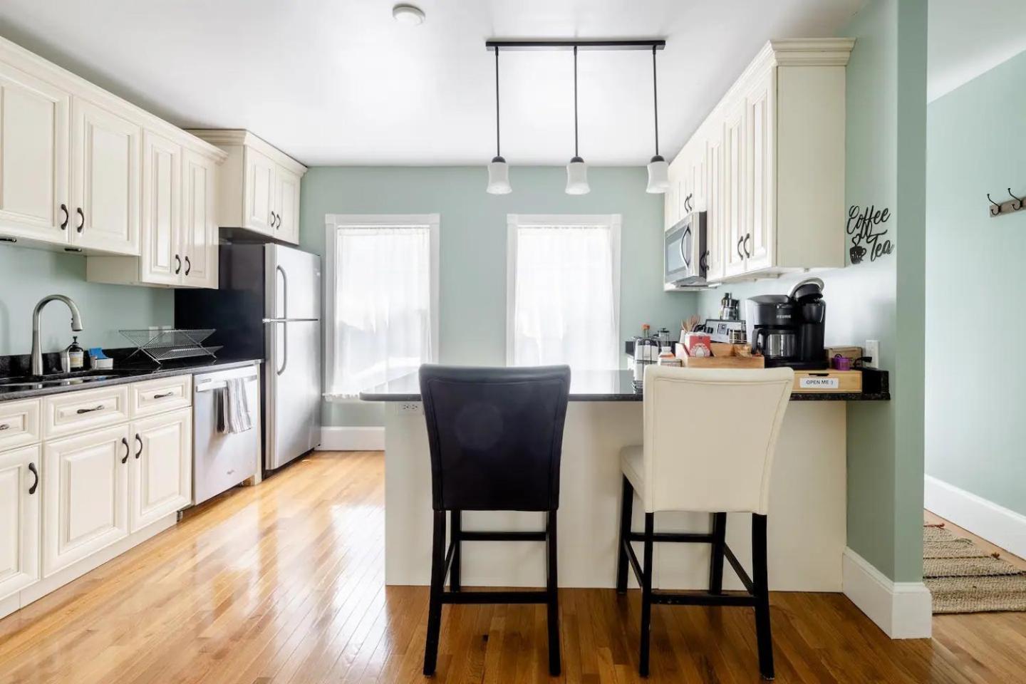 Bright Spacious Apartment - 2 Bedroom 2 Ba Portland Exterior photo